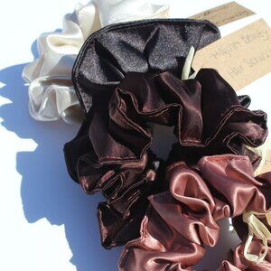 Natural multi color satin scrunchy set